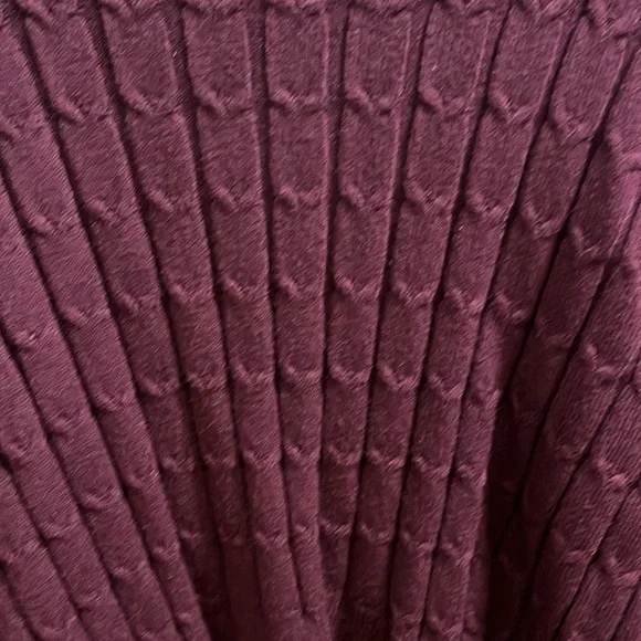 Blank Crew Neck Sweater with Ribbed Texture - Picture 2 of 4